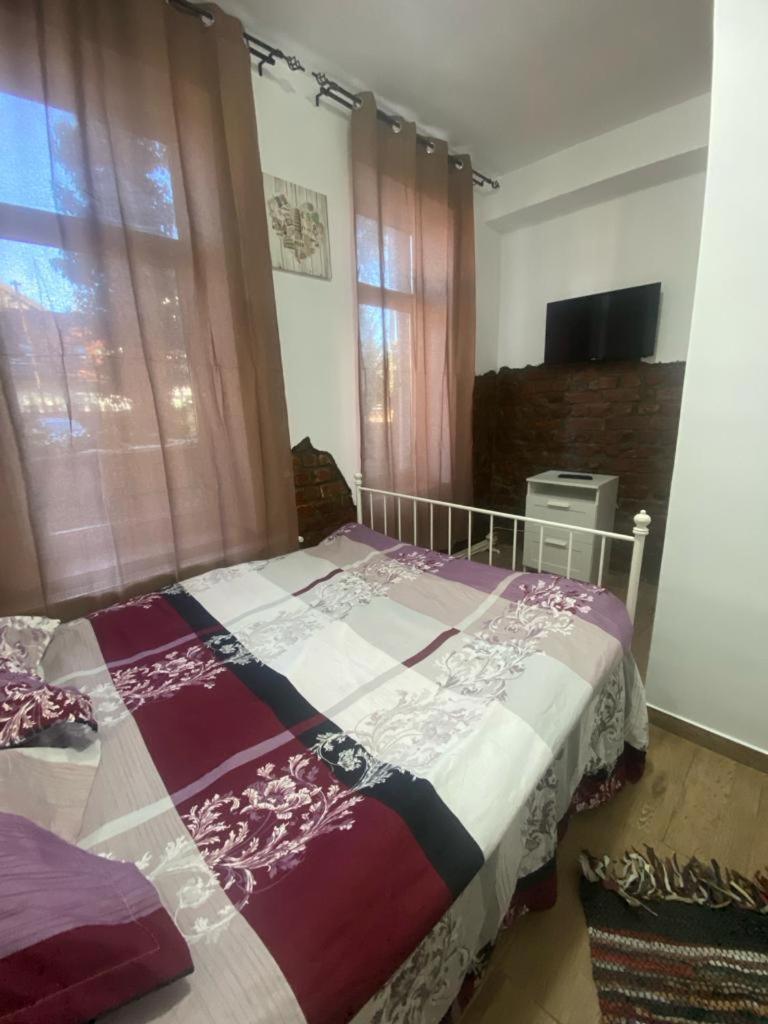 Elle Guest House Sinaia Esterno foto
